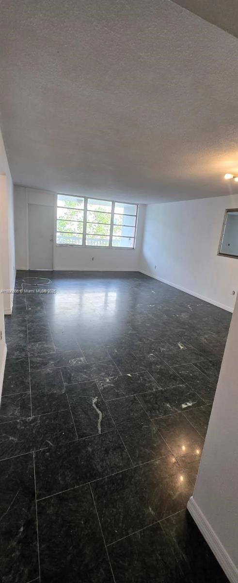 Photo - 2016 Bay Dr Unit 405