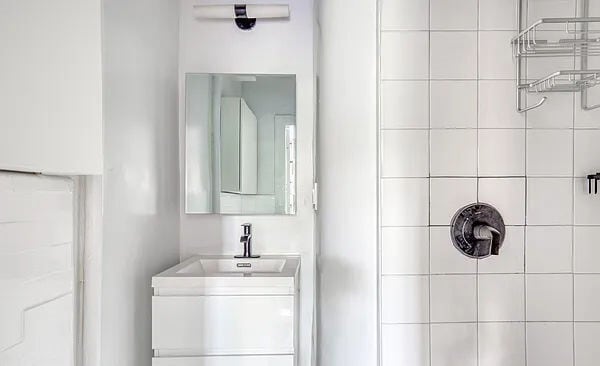 Photo - 17 Gay St Unit 4