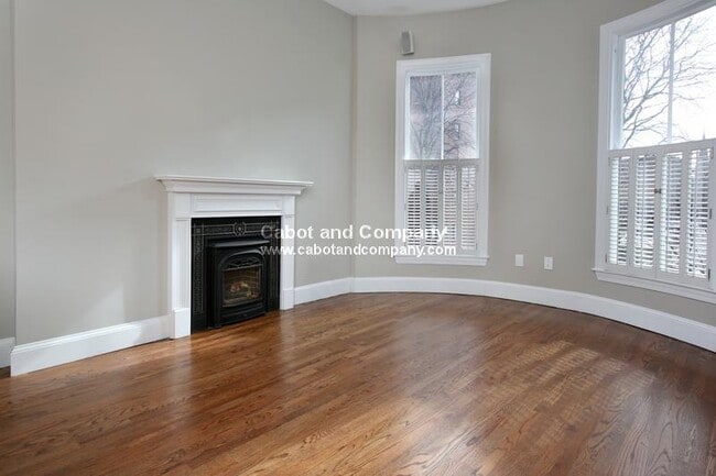 Photo - 207 W Canton St Unit 3