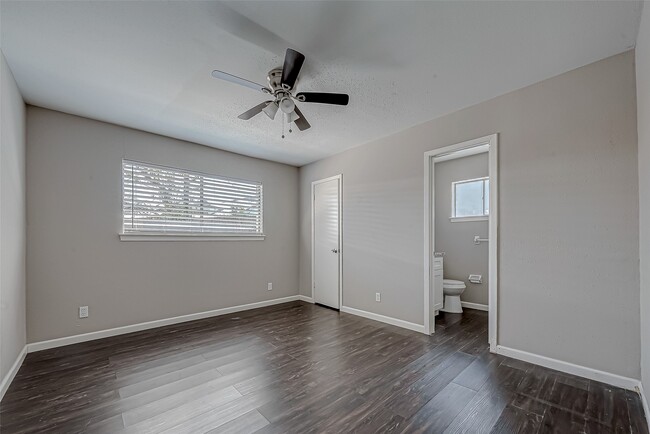 Photo - 7315 Housman Unit A