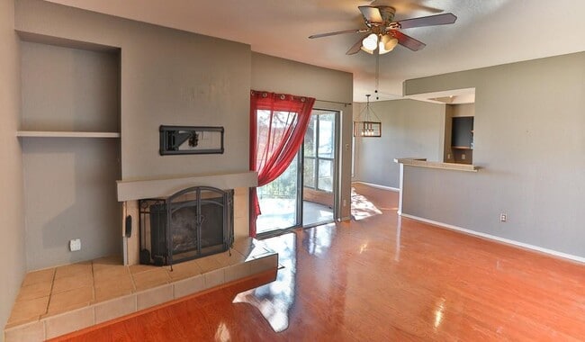Photo - 4711 Spicewood Springs Rd Unit 182
