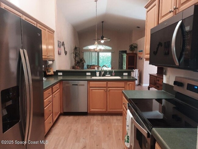 Photo - 5526 Cord Grass Ln