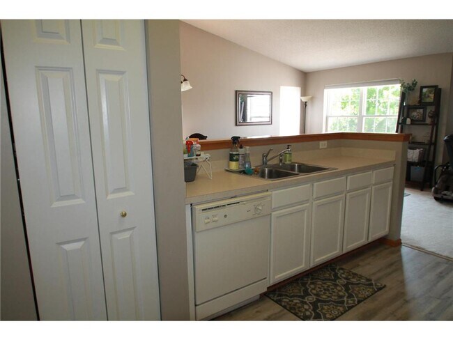 Photo - 1661 Countryside Dr