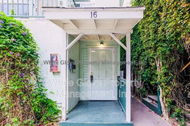 Photo - 125 E Ellis Pl Unit 16