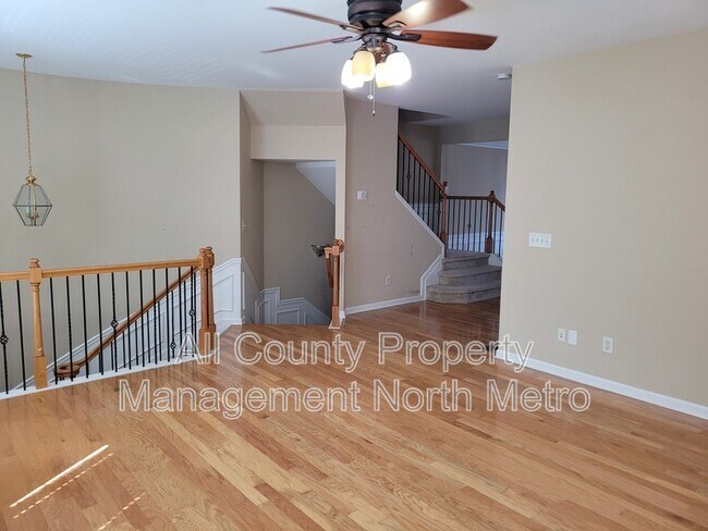 Photo - 5005 Foxfield Trace SE