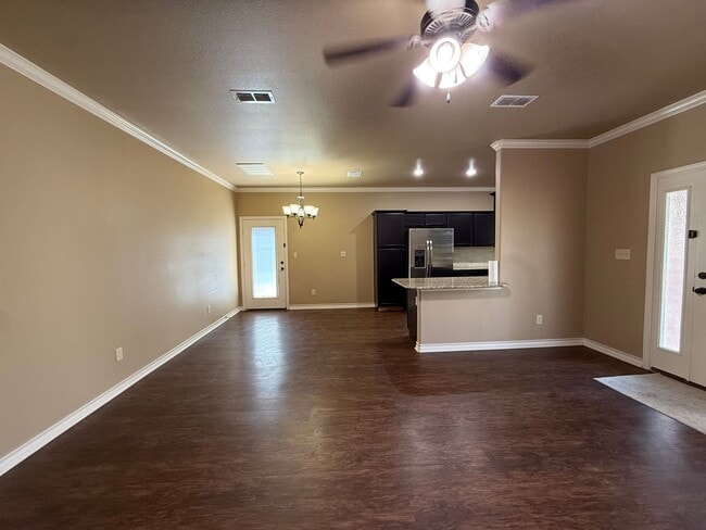 Photo - 4413 106th St Unit B