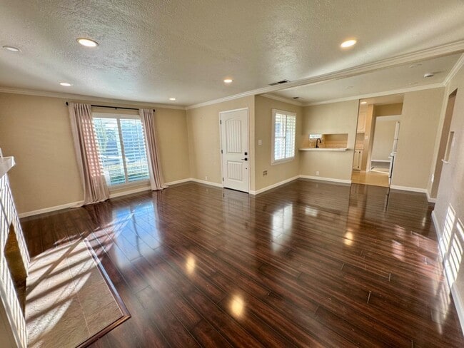 Photo - 1709 Guadalupe Ave