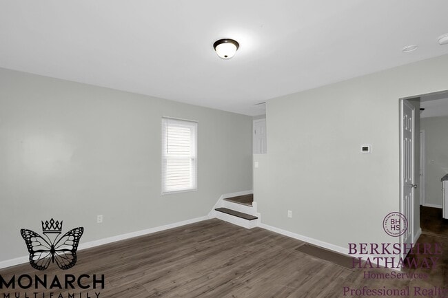 Photo - 1679 E Whittier St