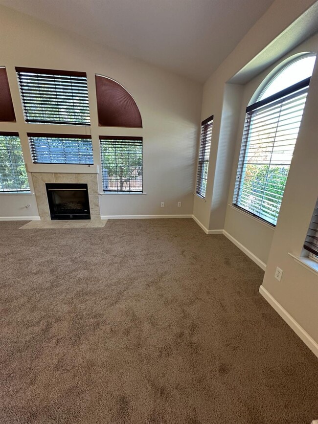 Photo - 2249 E Rush Ave