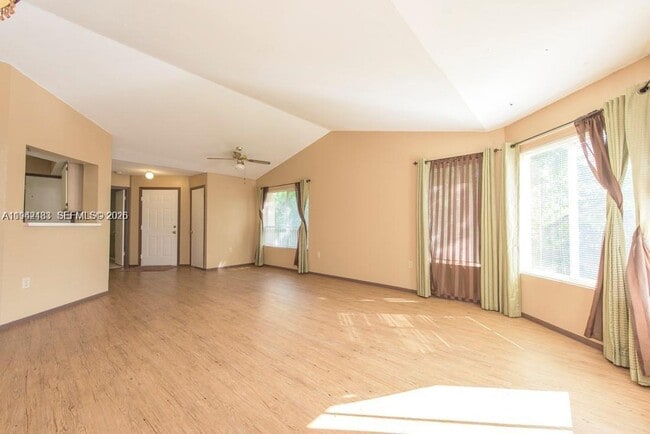 Photo - 2667 NW 33rd St Unit 2407