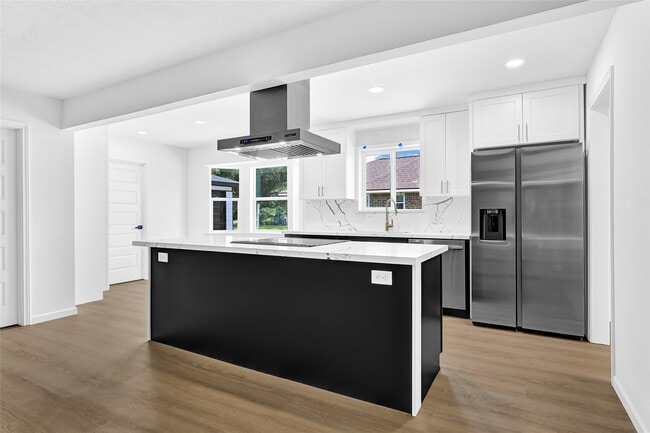 Photo - 7114 Fox Run Dr