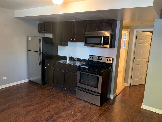 Photo - 2625 W Ainslie St Unit G