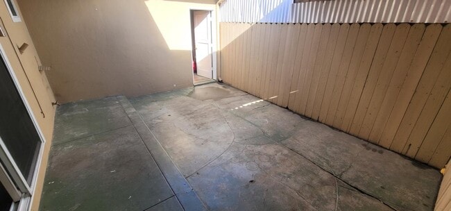 Photo - 212 12th Ave