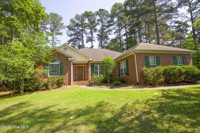 Building Photo - 301 W Hedgelawn Way Rental