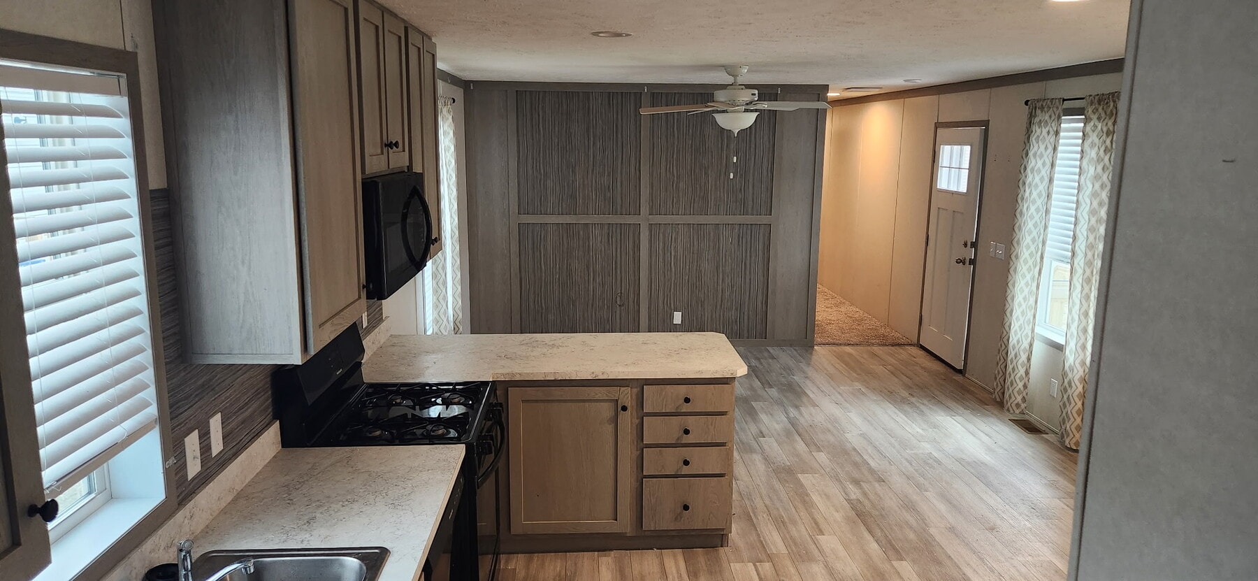 Photo - 2437 Pajot Rd