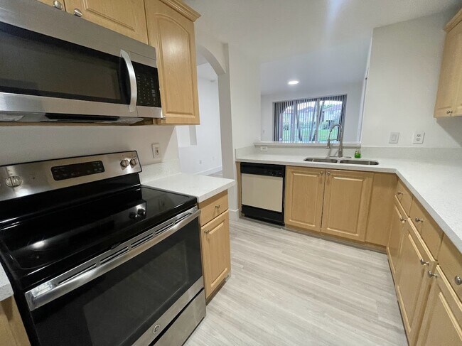 Photo - 6700 NW 114th Ave Unit 906