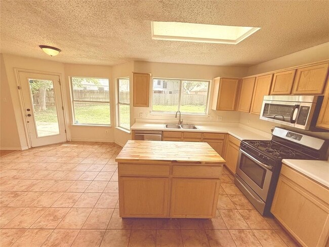 Photo - 2009 Mimosa Cove