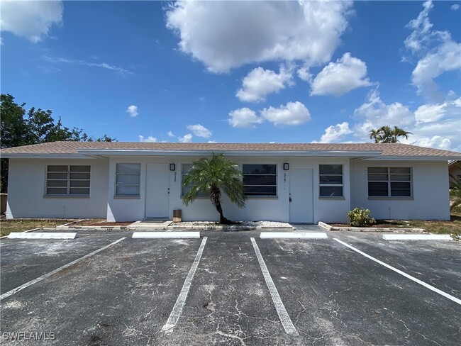 Building Photo - 315 Tarpon Dr Rental