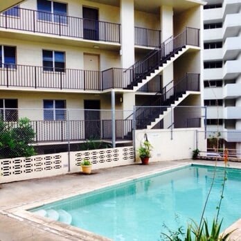 1099 Green St Unit 203