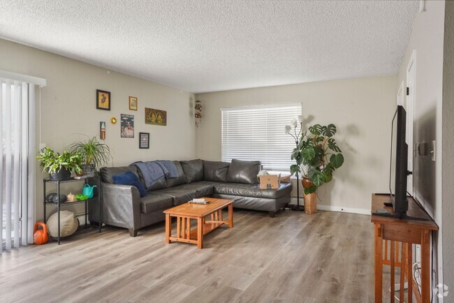 Building Photo - 4510 Picturesque-3 Unit 3 Rental