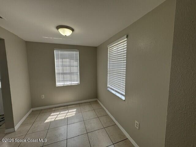 Photo - 1841 Baldwin St