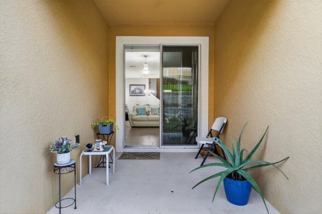 Photo - 17523 Promenade Dr