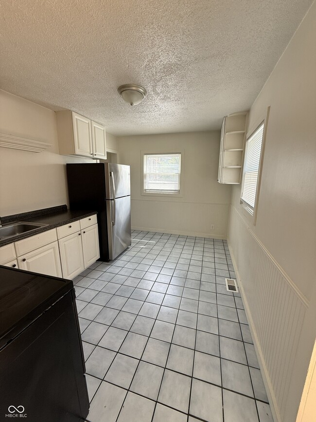 Photo - 122 N Routiers Ave