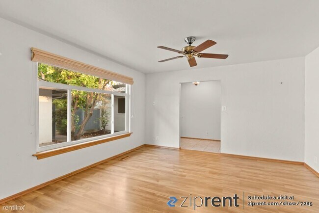 Photo - 4 br, 2.5 bath House - 1349 Thunderbird Av...