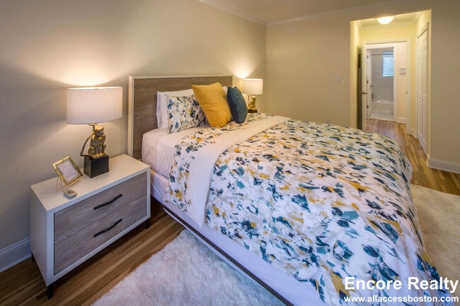 Photo - 75 Saint Paul St Unit 6