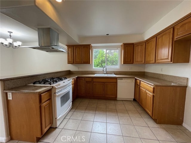 Photo - 410 E Arrow Hwy