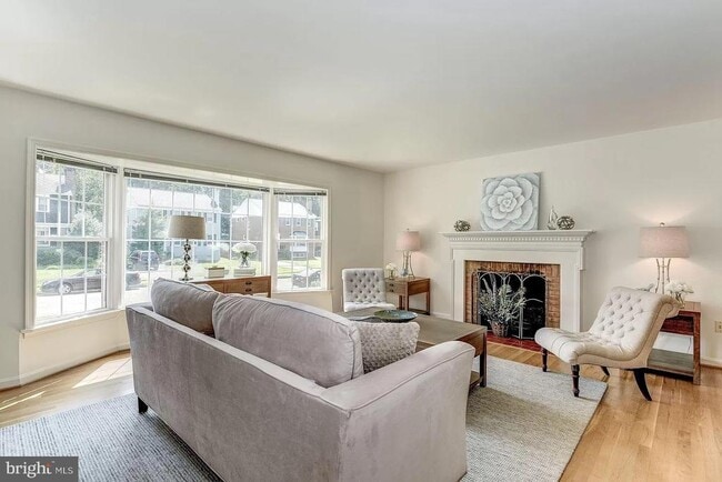 Photo - 1214 Colonial Rd