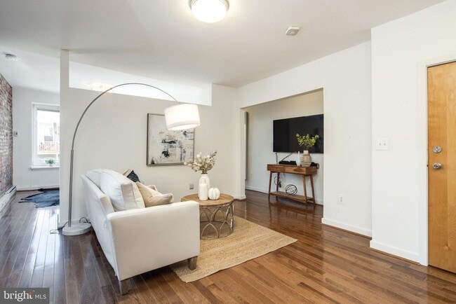 Photo - 51 Randolph Pl NW Unidad 303