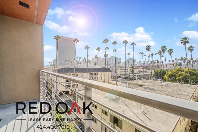 Photo - Fantastic, Modern Studio Featuring a Priva... Unidad 403