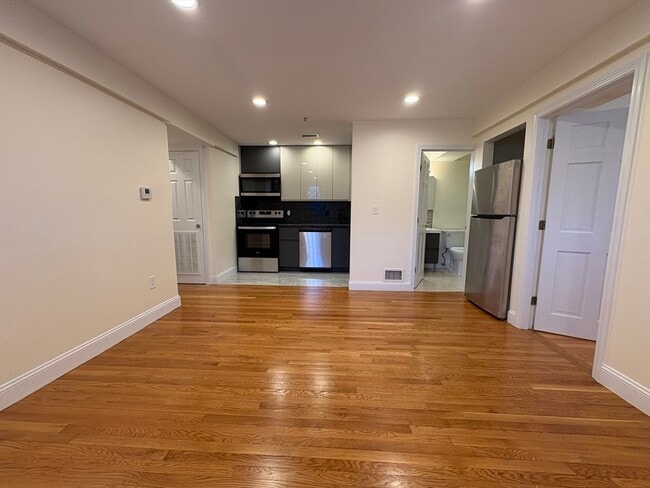 Photo - 1801 Beacon St Unidad 1