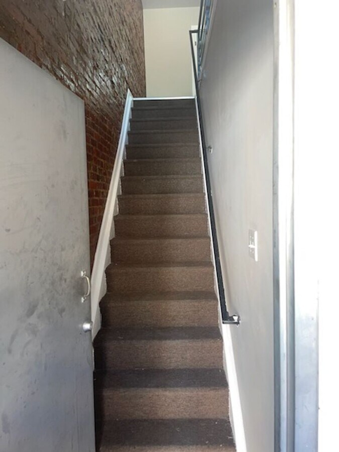 Photo - 1864 E Cornwall St Unit 2nd Floor