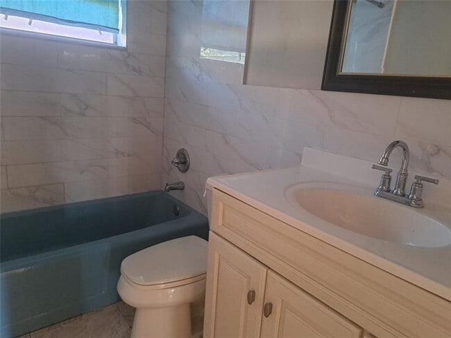 Photo - 4070 NW 30th Terrace Unidad 1