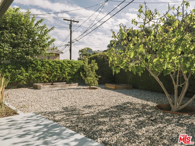 Photo - 917 N Ave 51