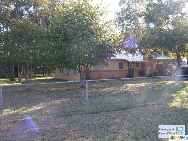 Photo - NEW ON MARKET (4 ACRE HOA GUADALUPE RIVER PARK COUPLE BLOCKS AWAY)
