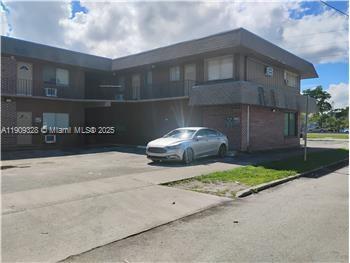 Photo - 4020 Funston St Unidad 3