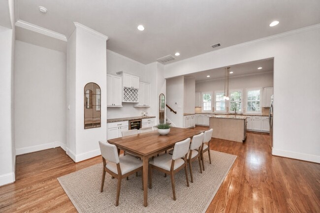 Photo - 2606 Madeline Grove Dr