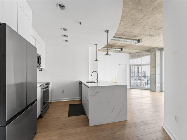 Photo - 943 Peachtree St NE Unit 1411