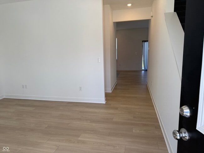 Photo - 11912 Moorfield Ln