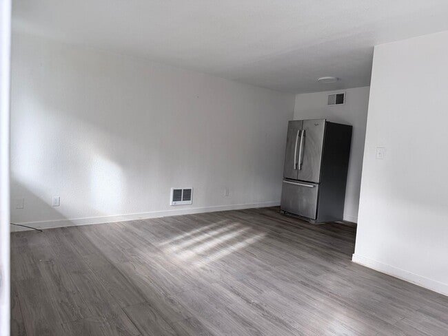 Photo - Recently remodeled 1 bedroom in West Redding