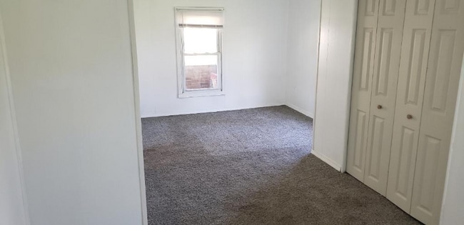 Photo - 502 Kanawha Ave S