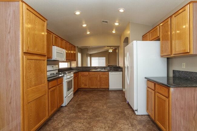 Photo - 1612 Blanco Dr