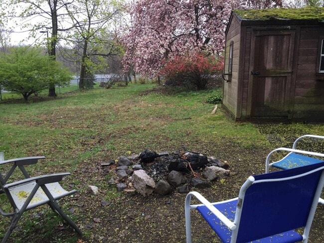 Photo - 84 S Manheim Blvd