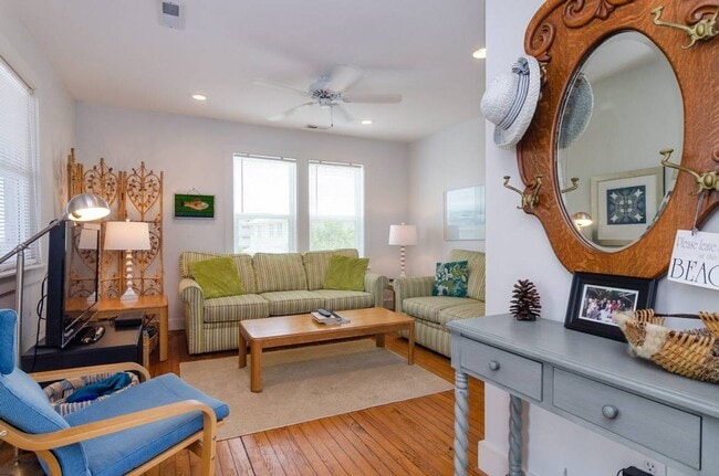 Photo - 8 Sunset Ave