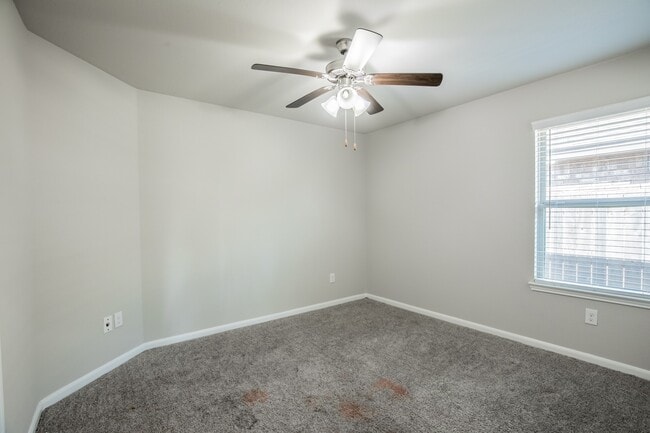 Building Photo - 1407 Wheatland Terrace Ln