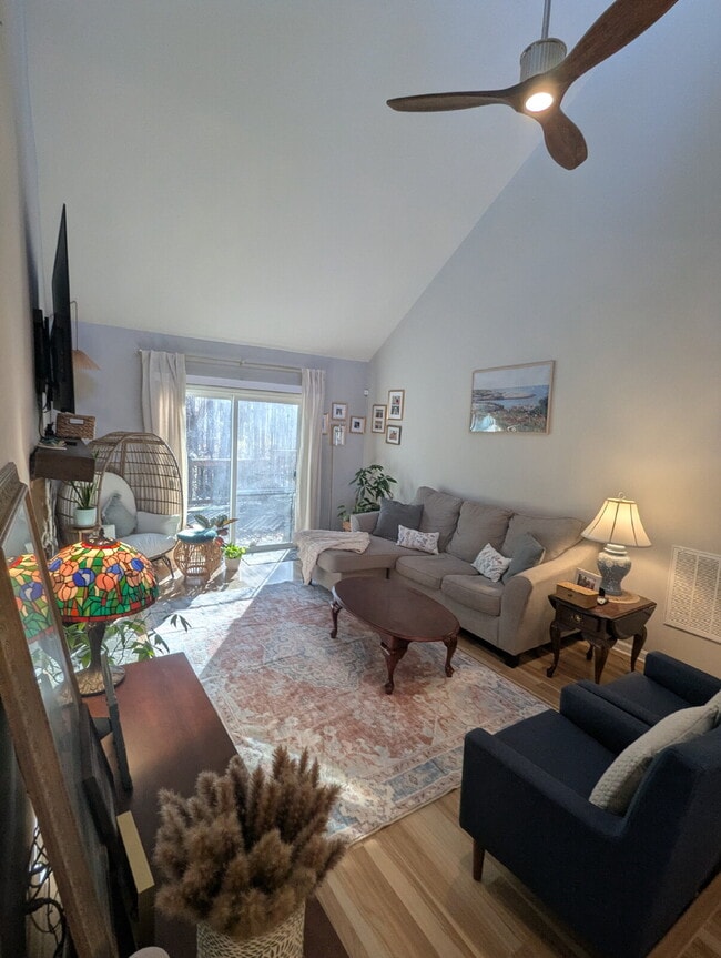 Photo - Cozy 2 Bedroom Unit in Raleigh!