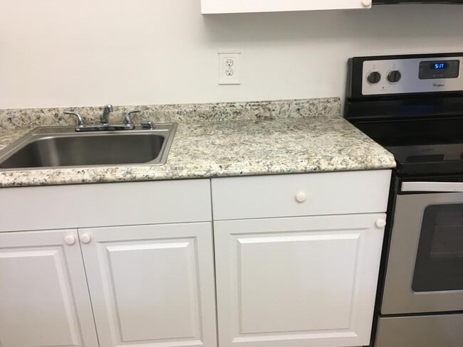 Photo - 2217 SE 4th St